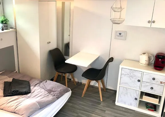 公寓 Modernes Mit Kuechenzeile Und Bad *